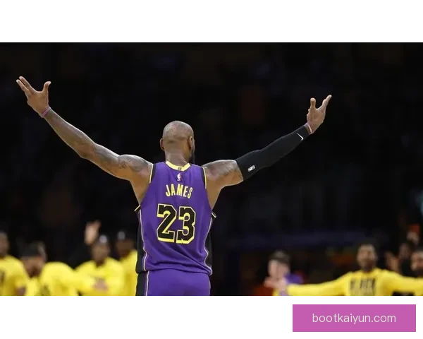 詹姆斯进球数据持续提升，状态回暖为球队贡献稳定火力